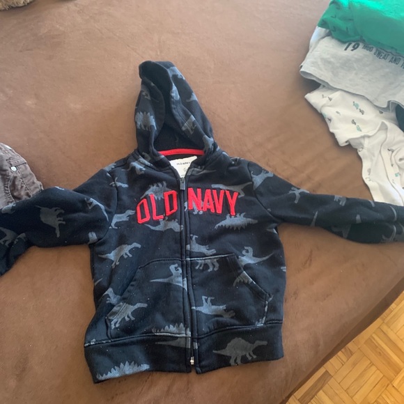 Toddler clothing - Picture 3 of 3